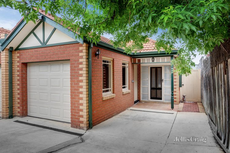 106 Liddiard Street Hawthorn 3122