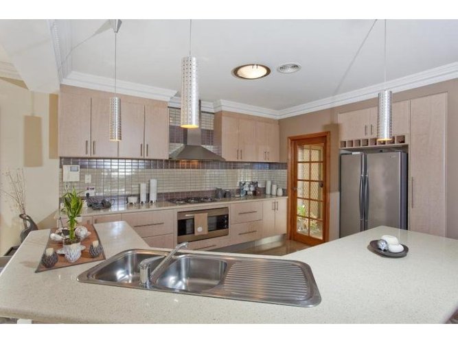 106 Royal Terrace Craigieburn 3064