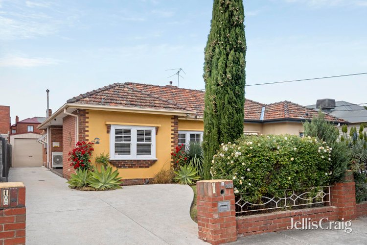 106 Springhall Parade Pascoe Vale South 3044