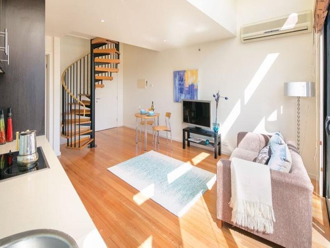 10 61 Stanley Street West Melbourne 3003