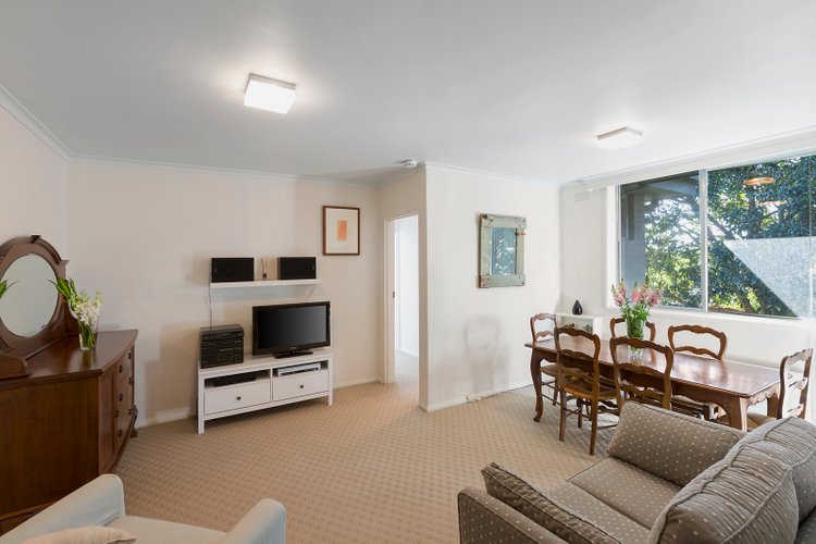 10/65 Edgar Street North Glen Iris 3146