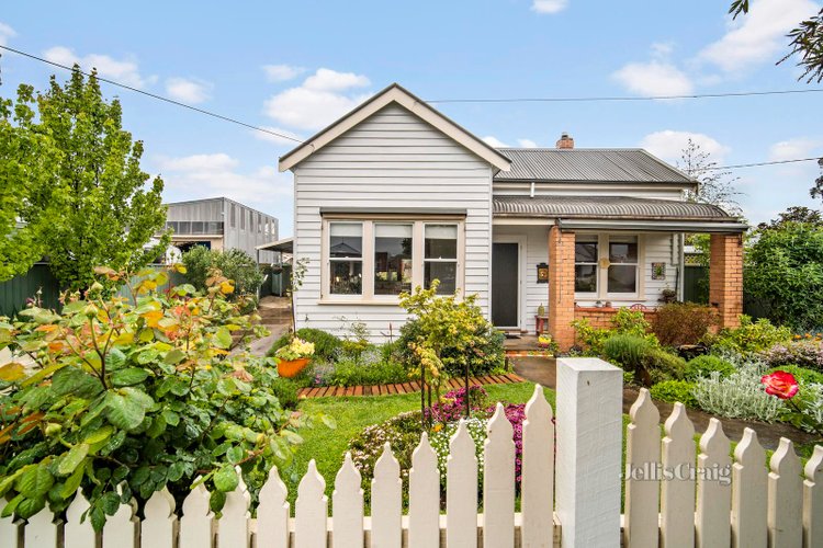 107 Beverin Street Sebastopol 3356