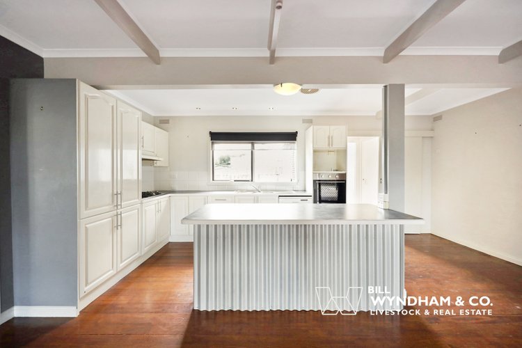 107 Main Road, Paynesville