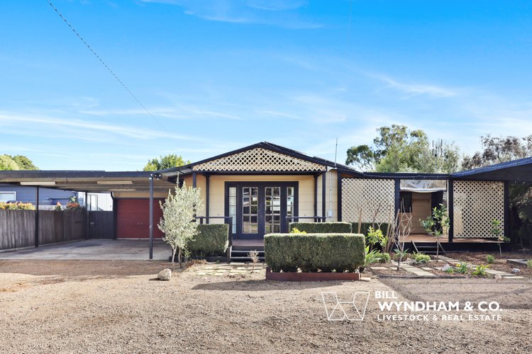 107 Main Road, Paynesville