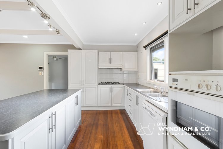 107 Main Road, Paynesville