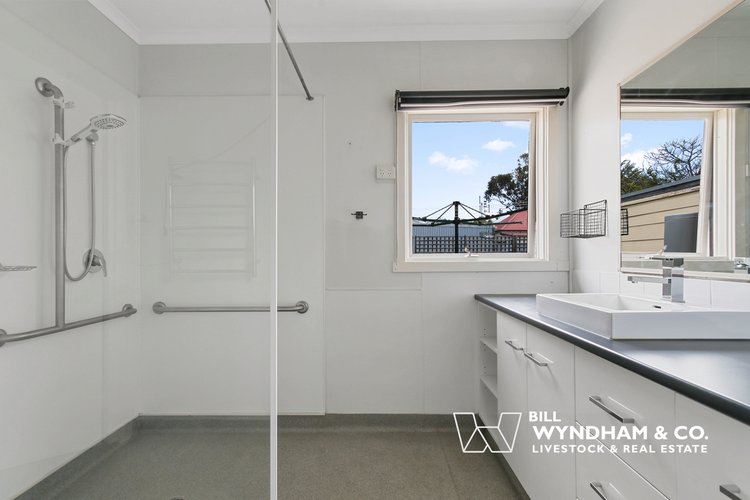 107 Main Road, Paynesville