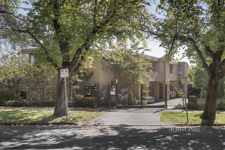 10 71 Lansell Road Toorak 3142