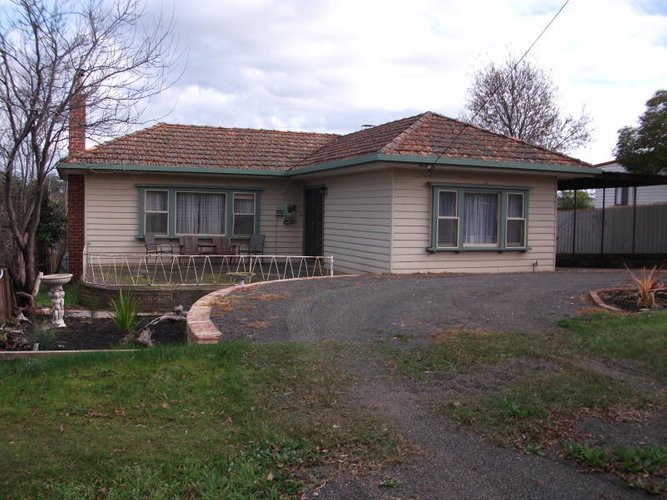 107A Farnsworth Street Castlemaine 3450