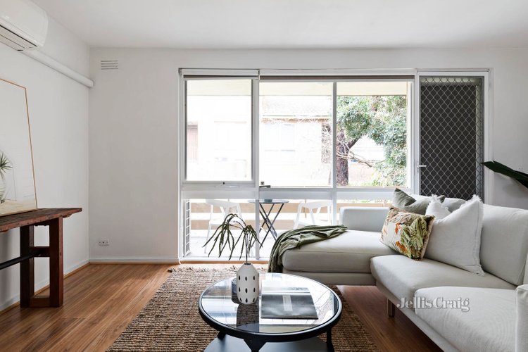 10 8-14 Grimshaw Street Greensborough 3088