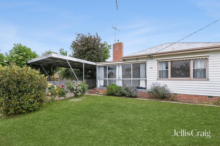 108 Hampden Street  Redan 3350