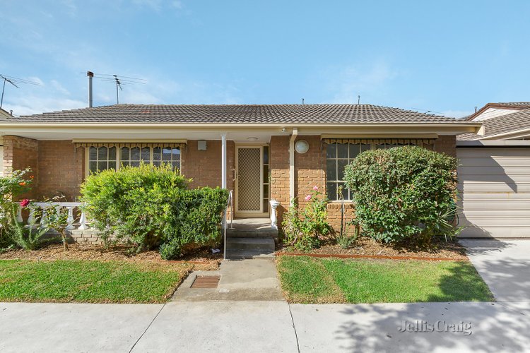 10/9-13 Coorigil Road Carnegie 3163