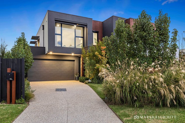 10A Riordan Court