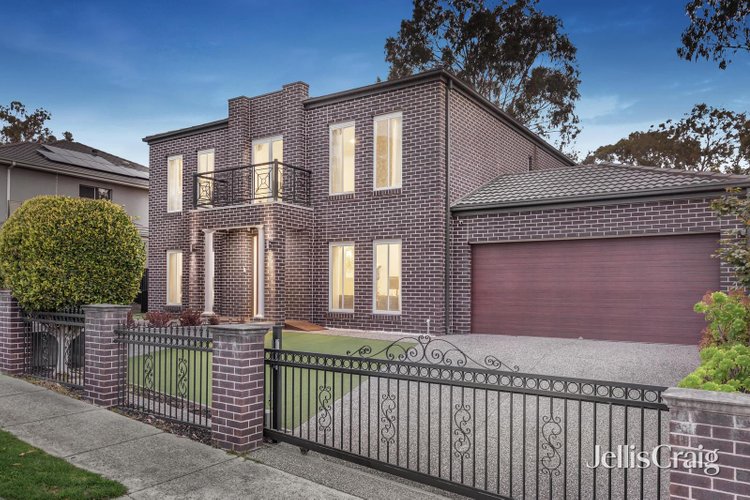 11 Aitchison Court Glen Waverley 3150