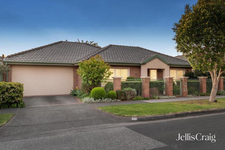 11 Alexander Street Mount Waverley 3149