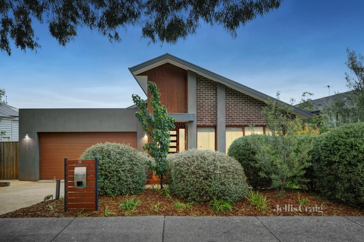11 Baker Way Doreen 3754