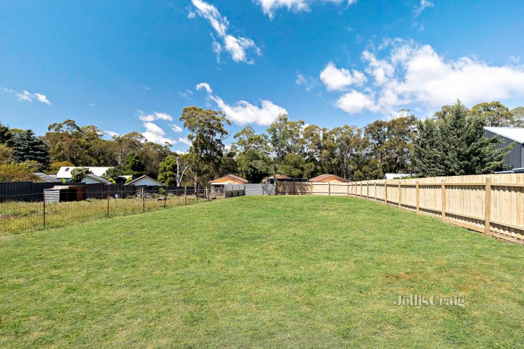 11 Basin Road Daylesford 3460