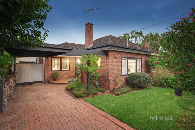 11 Beech Street Surrey Hills 3127