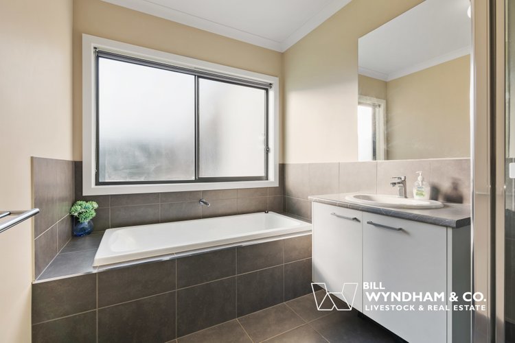 11 Besley Close, Metung