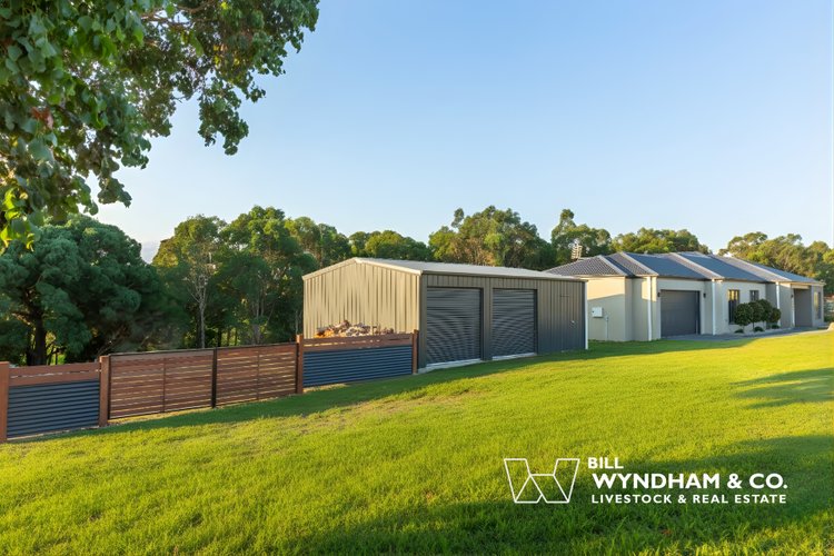 11 Besley Close, Metung