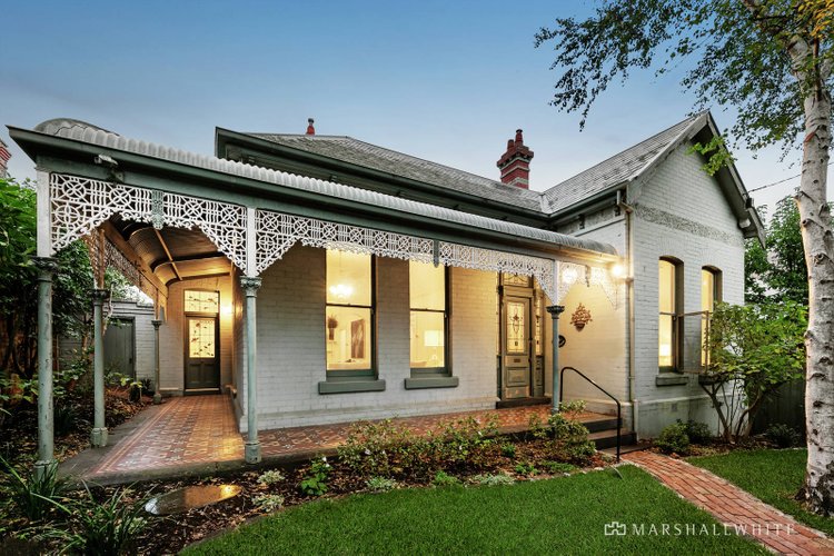 11 Carnarvon Road