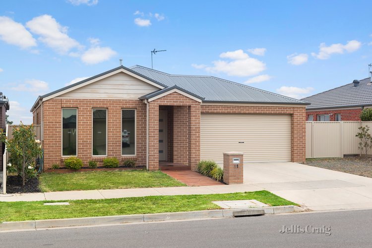 11 Chifley Drive Delacombe 3356