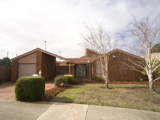 11 Cortland Drive Highton 3216