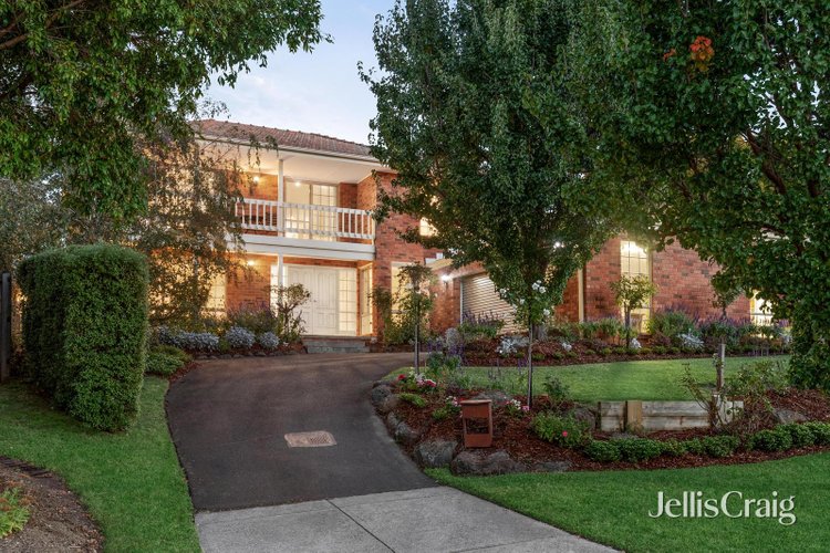 11 Covala Court St Helena 3088