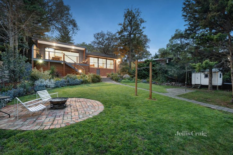 11 Dale Avenue Eltham North 3095