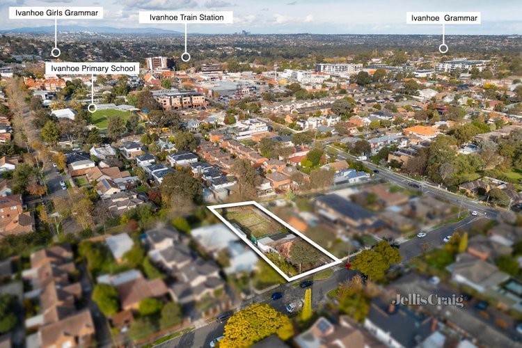 11 Dudley Street Ivanhoe 3079