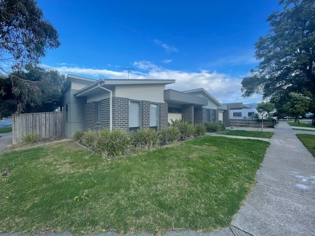 1/1 Evergreen Circuit Ocean Grove 3226