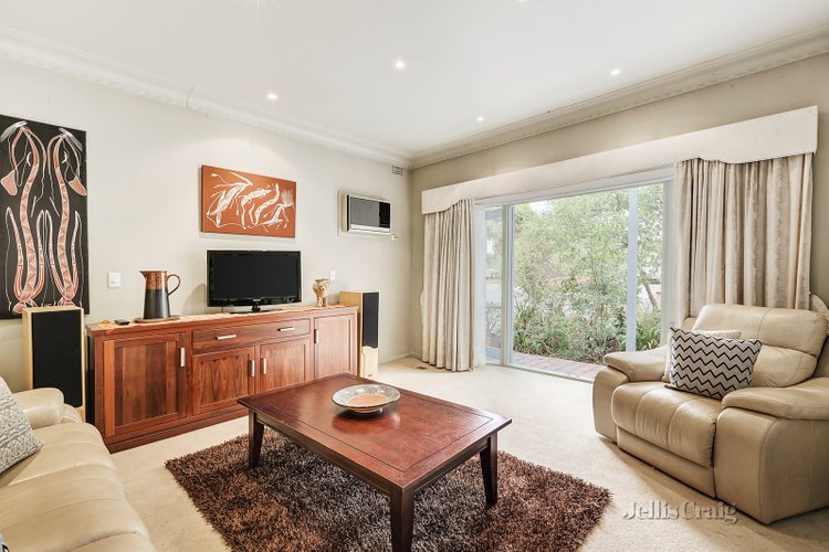11 Gibson Street Mitcham 3132