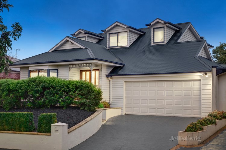 11 Glen View Close Diamond Creek 3089
