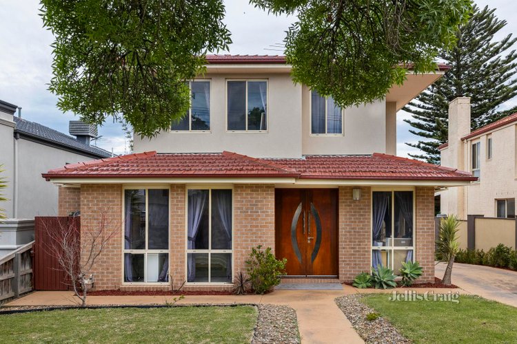 11 Gleniffer Avenue Brighton East 3187
