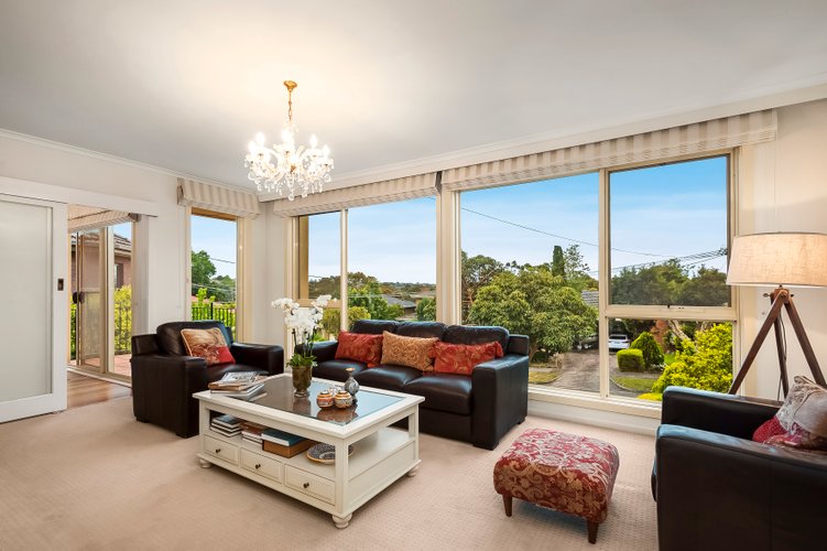 11 Glenview Court Glen Waverley 3150