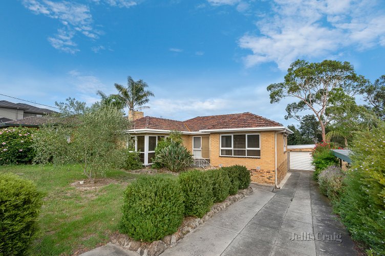 11 Gloucester Street Mount Waverley 3149