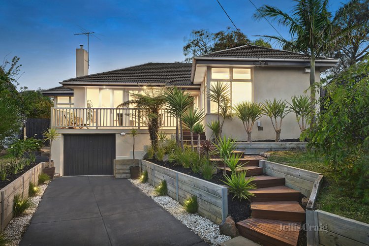 11 Grace Court Mont Albert 3127