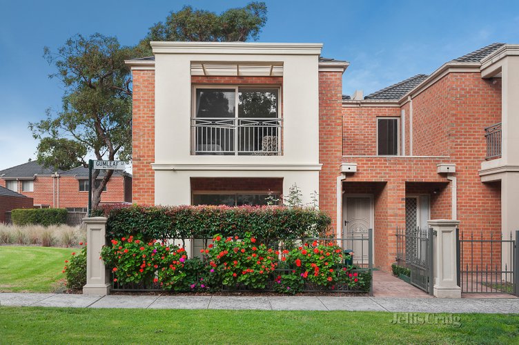 11 Gumleaf Lane Mitcham 3132