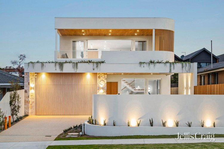 11 Hampden Street Mornington 3931