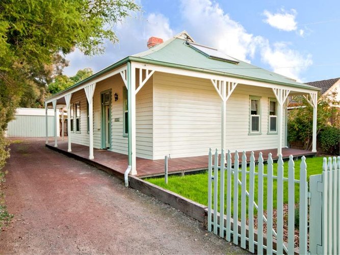 11 Heathfield Rise Box Hill North 3129