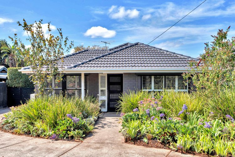 11 Hornsby Avenue Westmeadows 3049