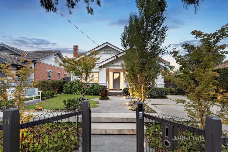 11 Irymple Avenue Kew East 3102
