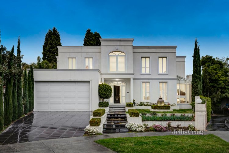11 Jessica Close Wantirna South 3152