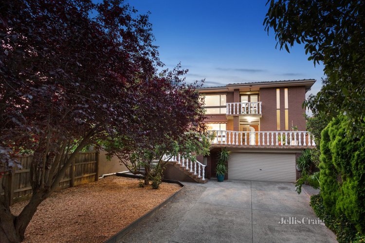 11 Kampman Street Bulleen 3105