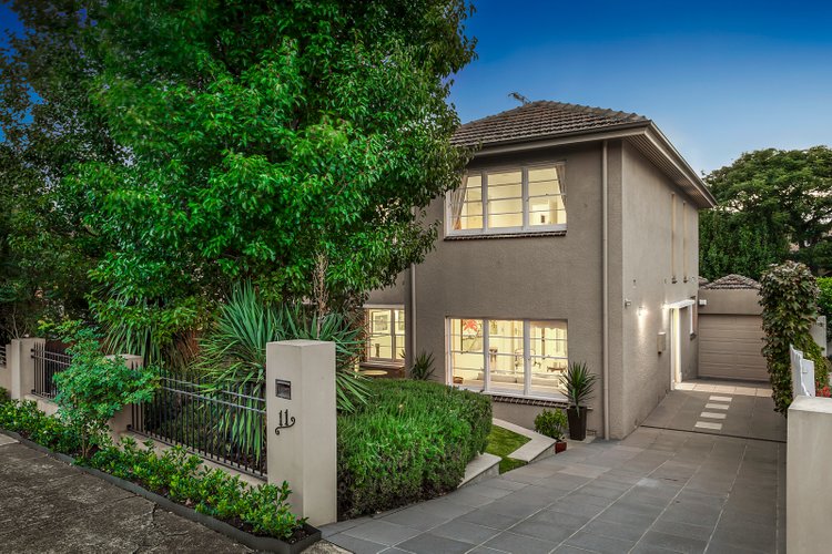 11 Kilsyth Avenue Toorak 3142