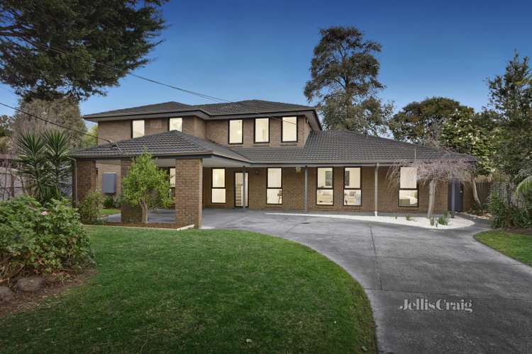 11 Kippax Court Mount Waverley 3149