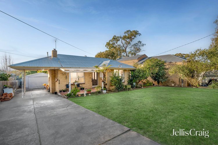 11 Lawson Road Mooroolbark 3138