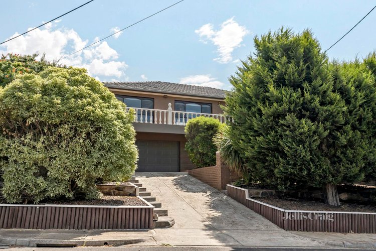 11 Longview Street Pascoe Vale 3044