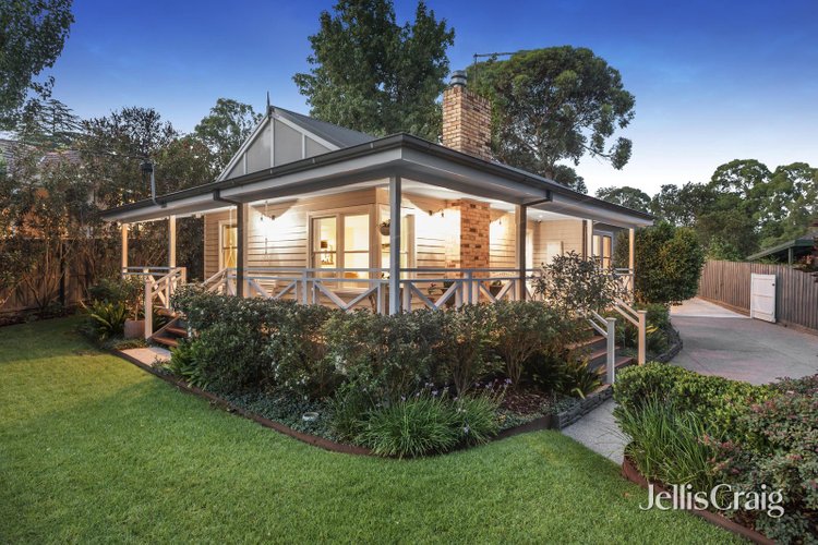 11 Mountain View Road Heathmont 3135