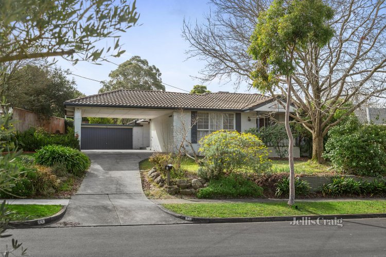 11 Nandina Street Forest Hill 3131