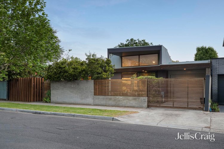 11 Parklands Avenue Alphington 3078